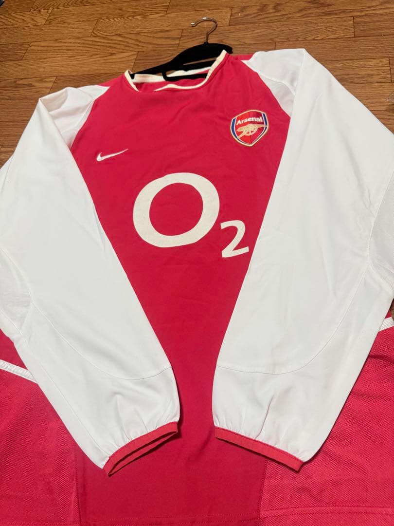 アーセナル2004年のユニフォーム
