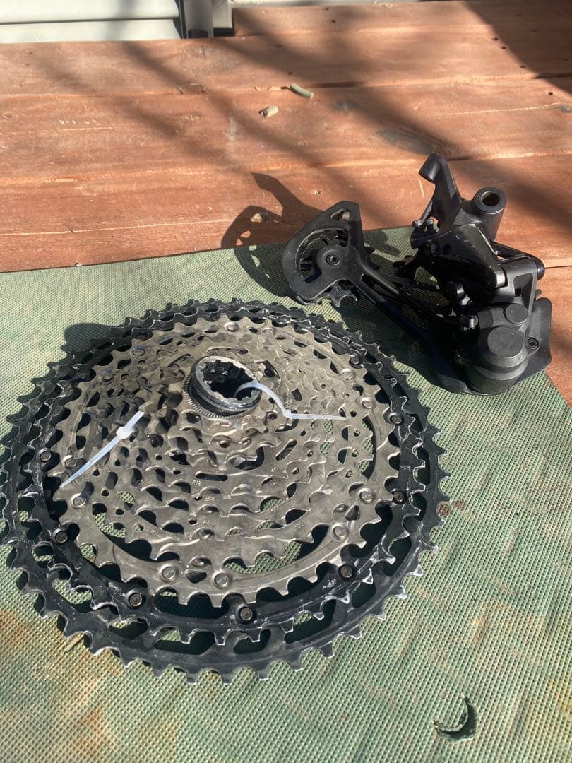 シマノ　DEORE XT M8100 リアディレーラー&カセットスプロケット