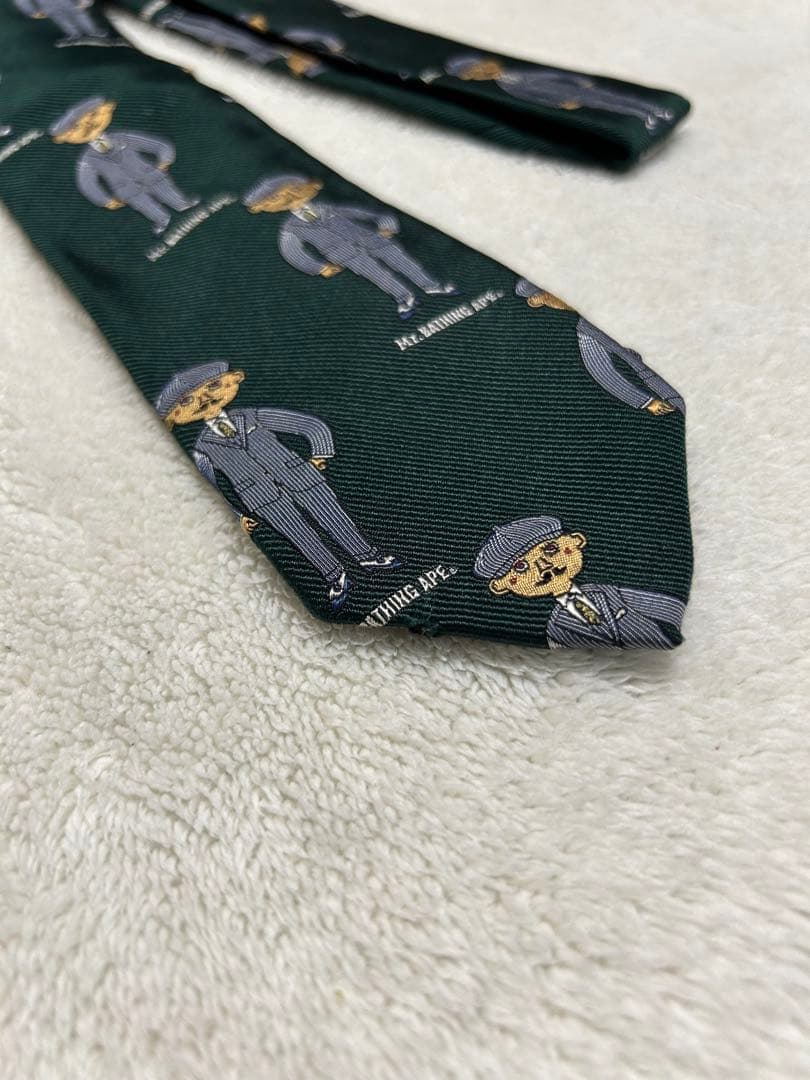 Mr. BATHING APE. ネクタイ グリーン