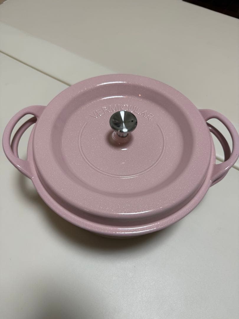 【shu】VERMICULARバーミキュラオーブンポットラウンド 26cm